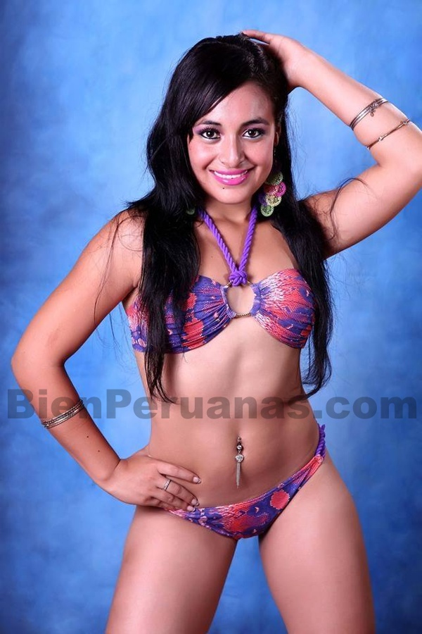 Mixila Guerrero Bermeo – Con bikini